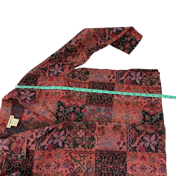 TravelSmith Women's floral tapestry Patterned Blazer - Picture 7 of 9